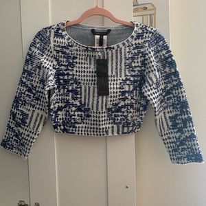 BCBG MaxAzria Cropped Long Sleeve Sweater Top